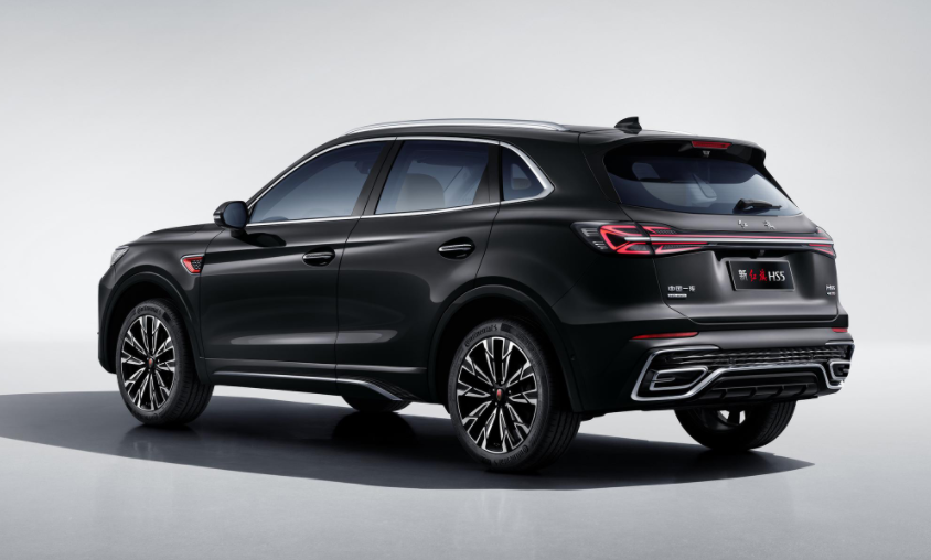 颜值,动力都升级,新款红旗hs5挺有牌面,可惜缺点依旧明显