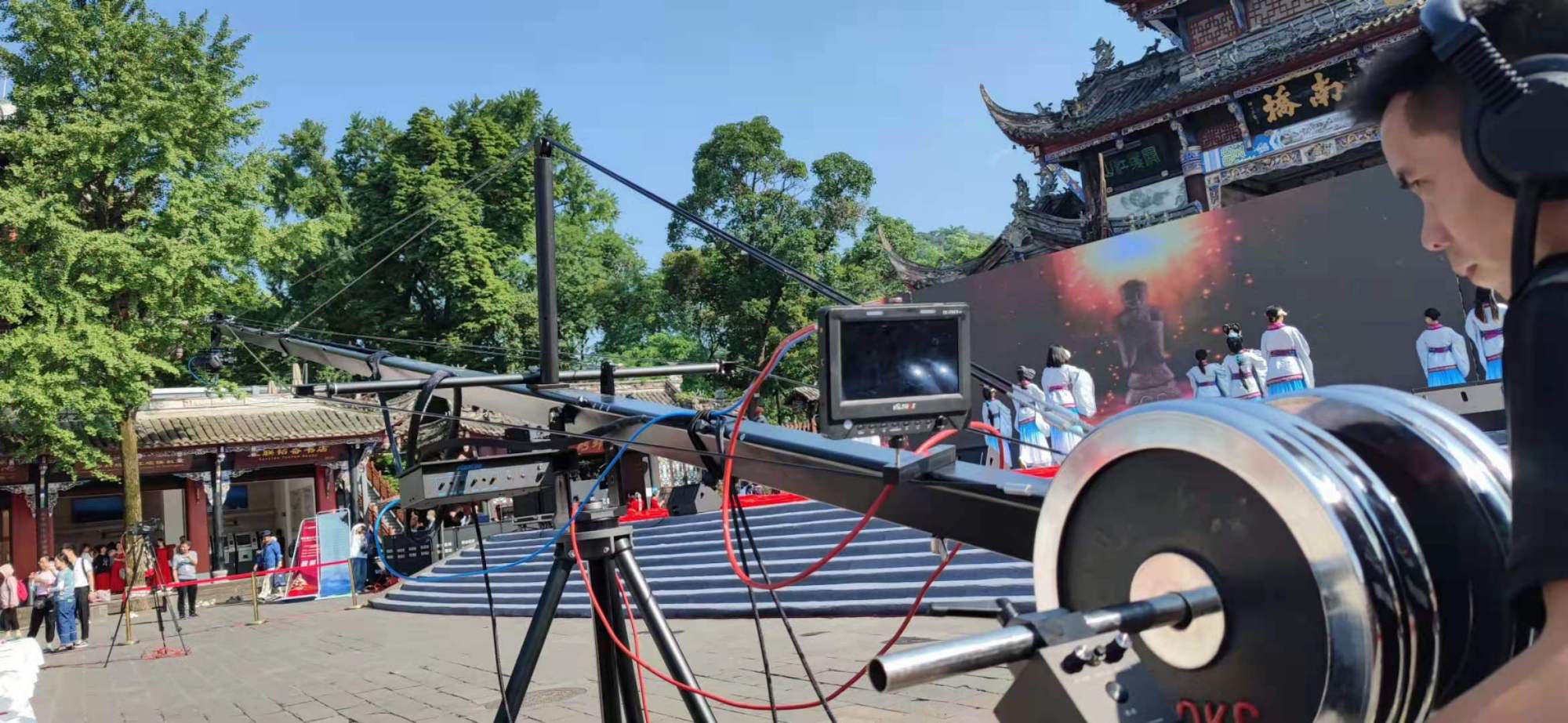 影视摇臂常见拍摄手法及技巧