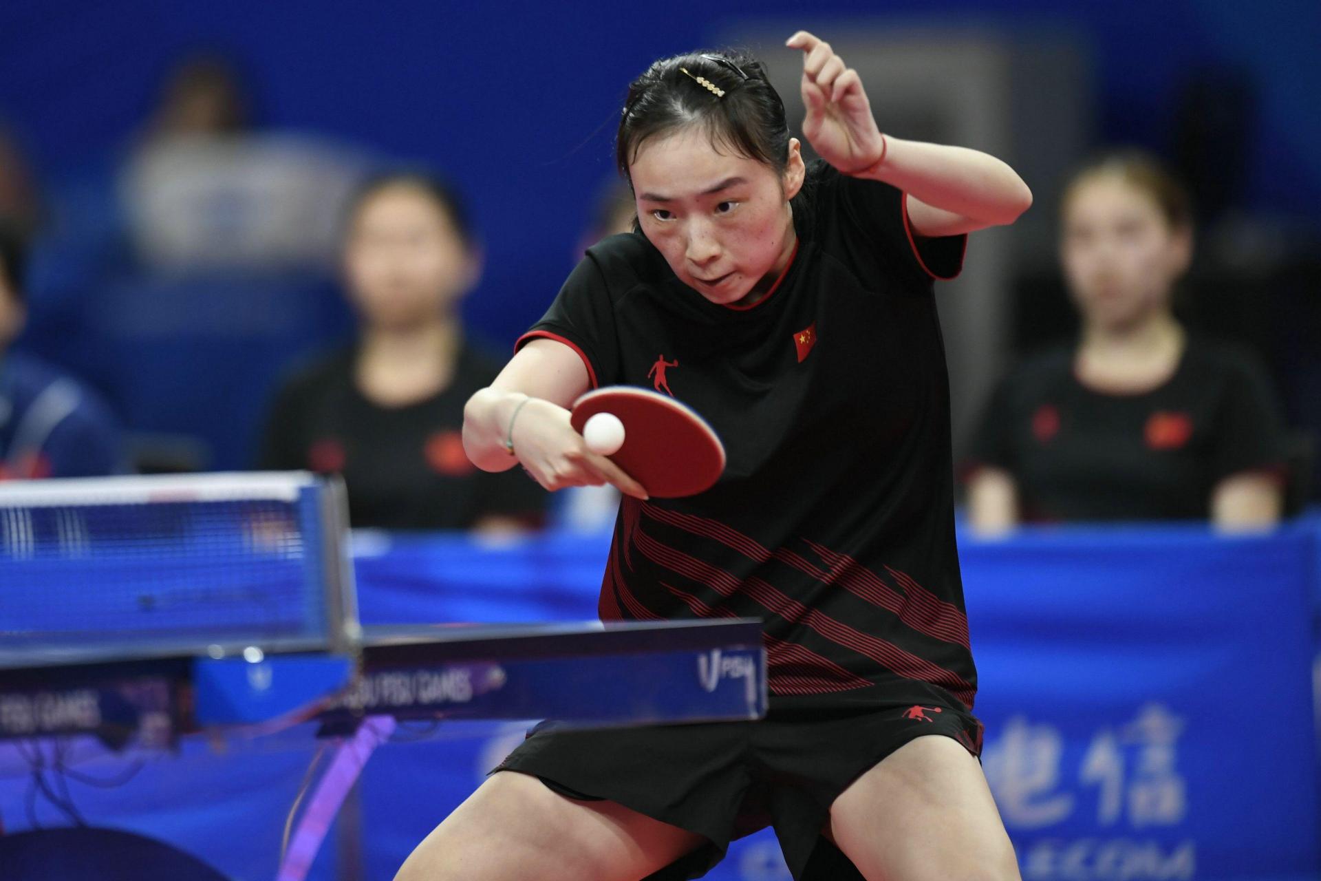 山东小将王晓彤带领中国女乒团队力克日本队,夺得第三十一届世界大学