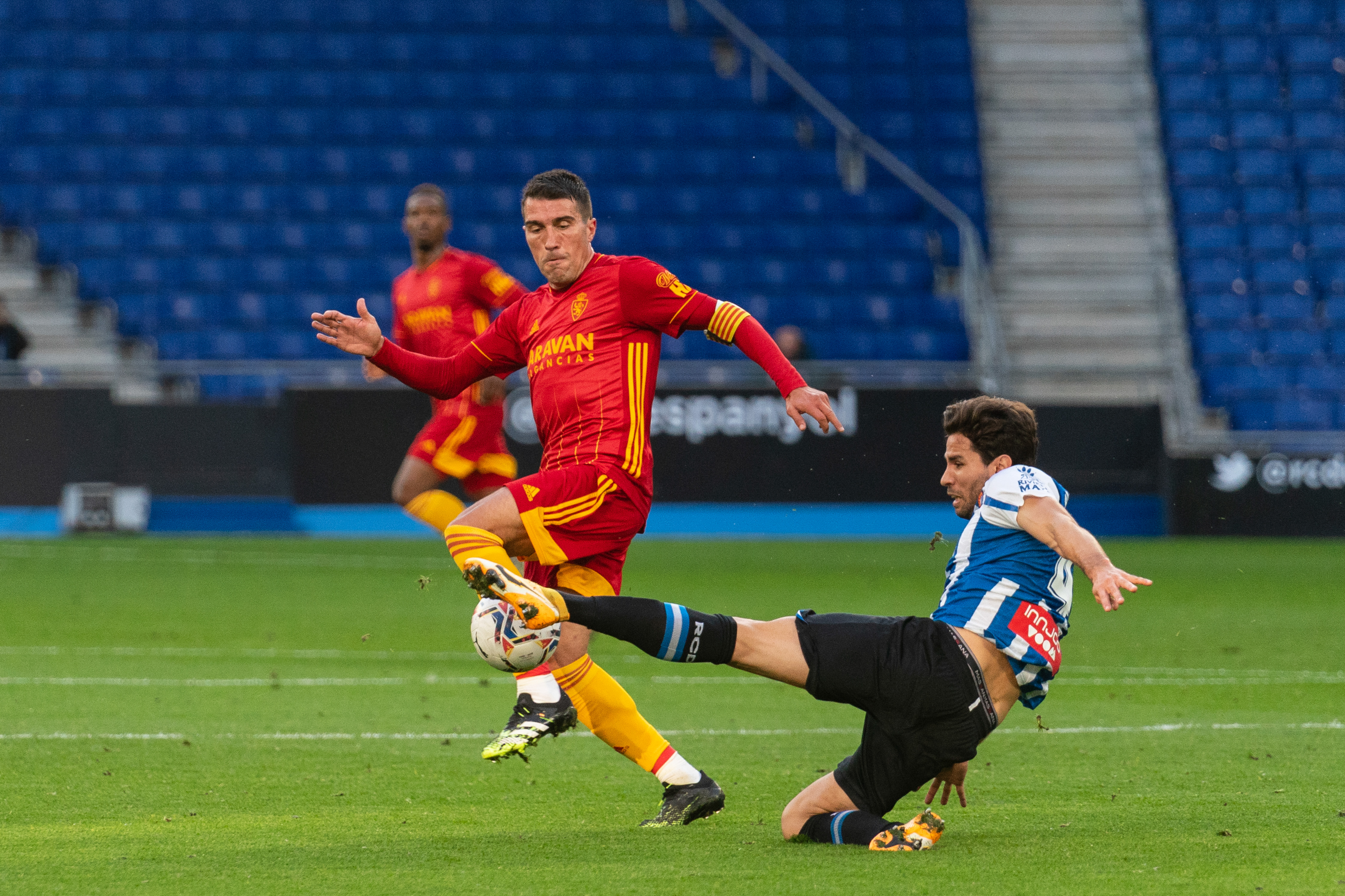 足球——西乙:西班牙人胜萨拉戈萨