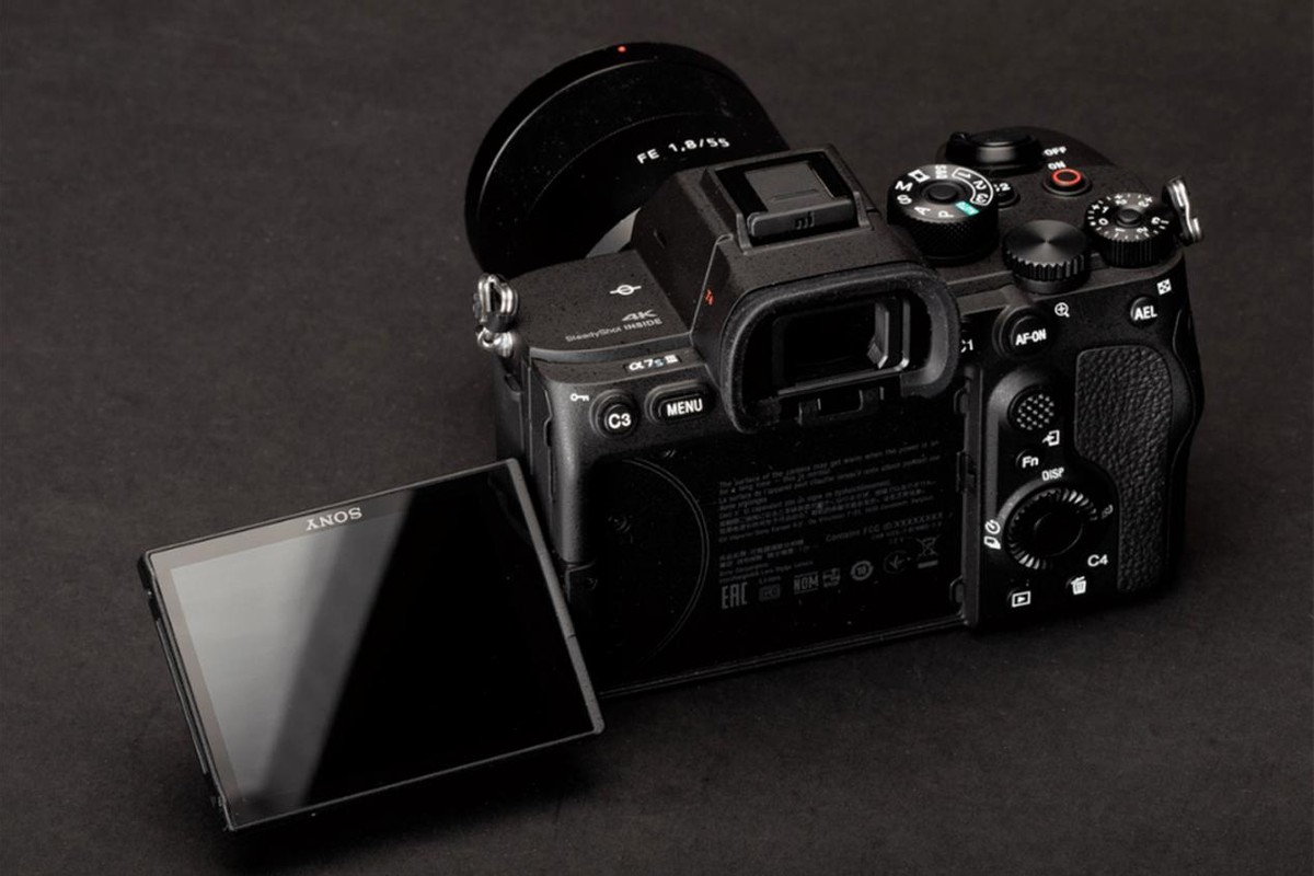 索尼a7s3单机售价23999元到手!视频拍摄神器,这价格就是卖点