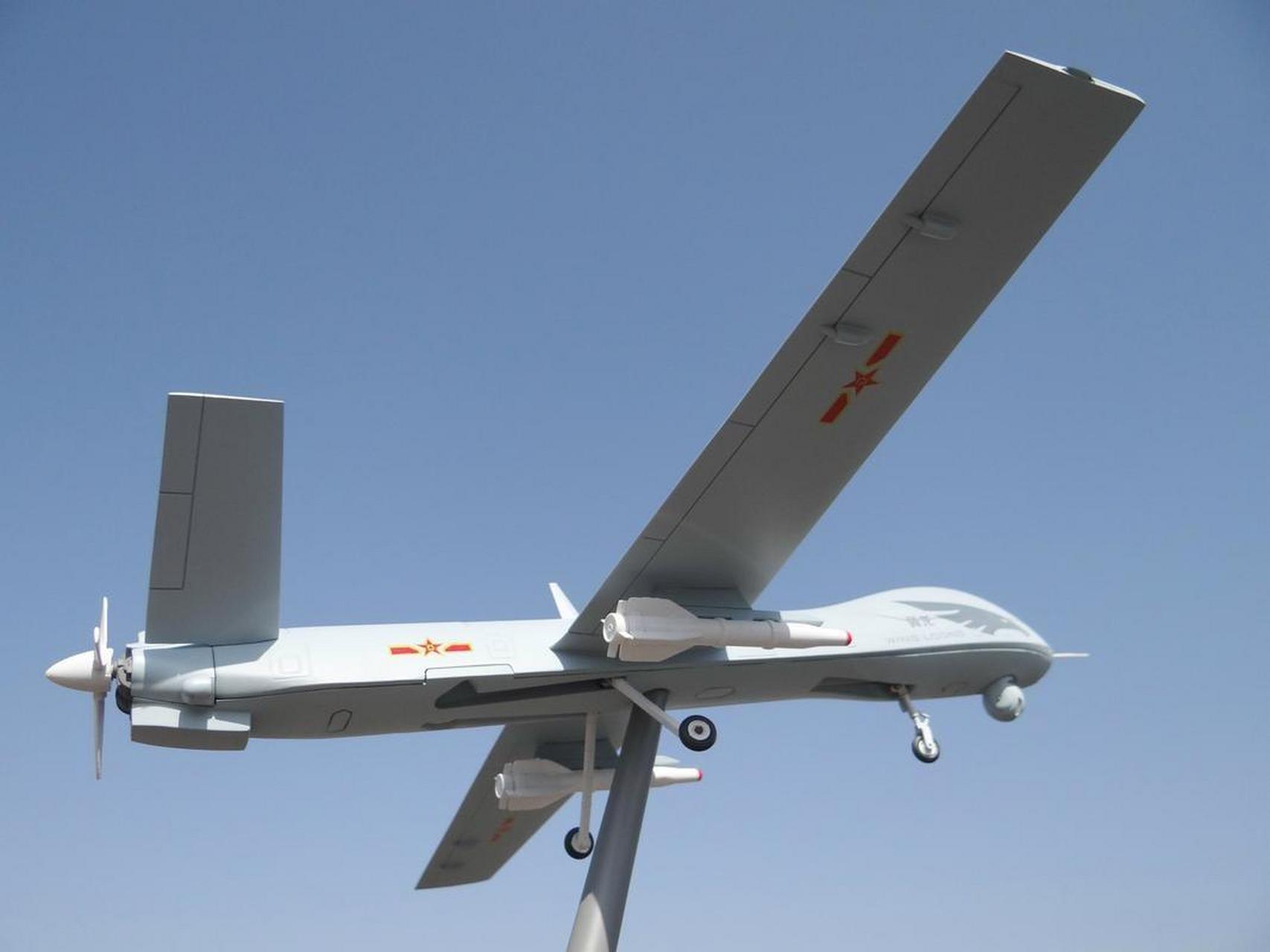 作为我国最新的科研成果,它拥有着高机动,能长时间保