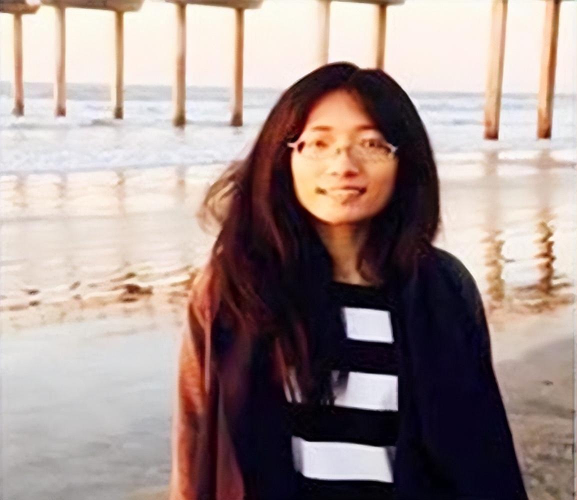 回顾:北大才女唐晓琳赴美深造,9年后在金门大桥自杀,调查发现隐情