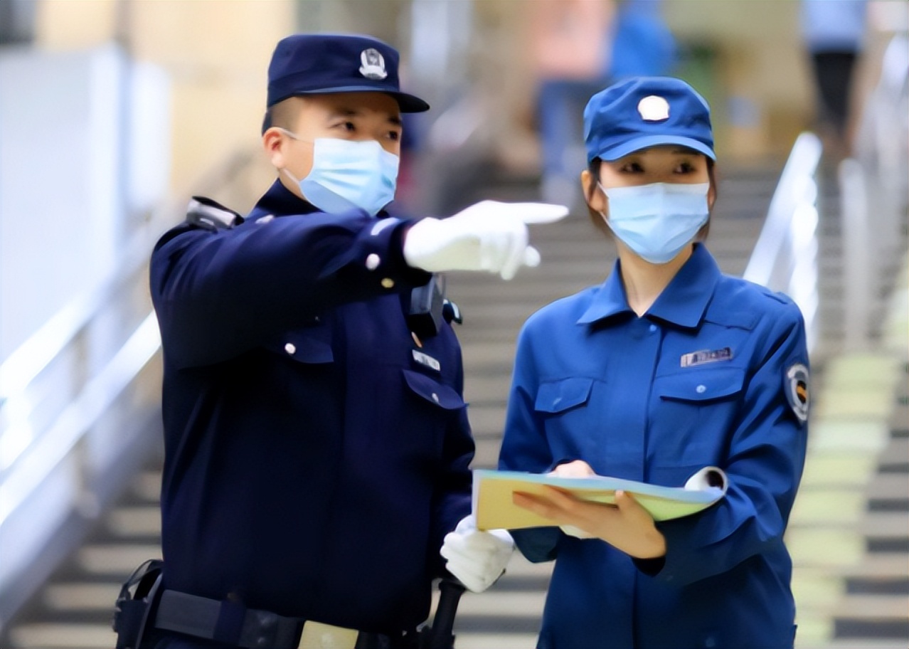 辅警的"春天"来了!成功获得铁饭碗身份后,获得"公务员"称号