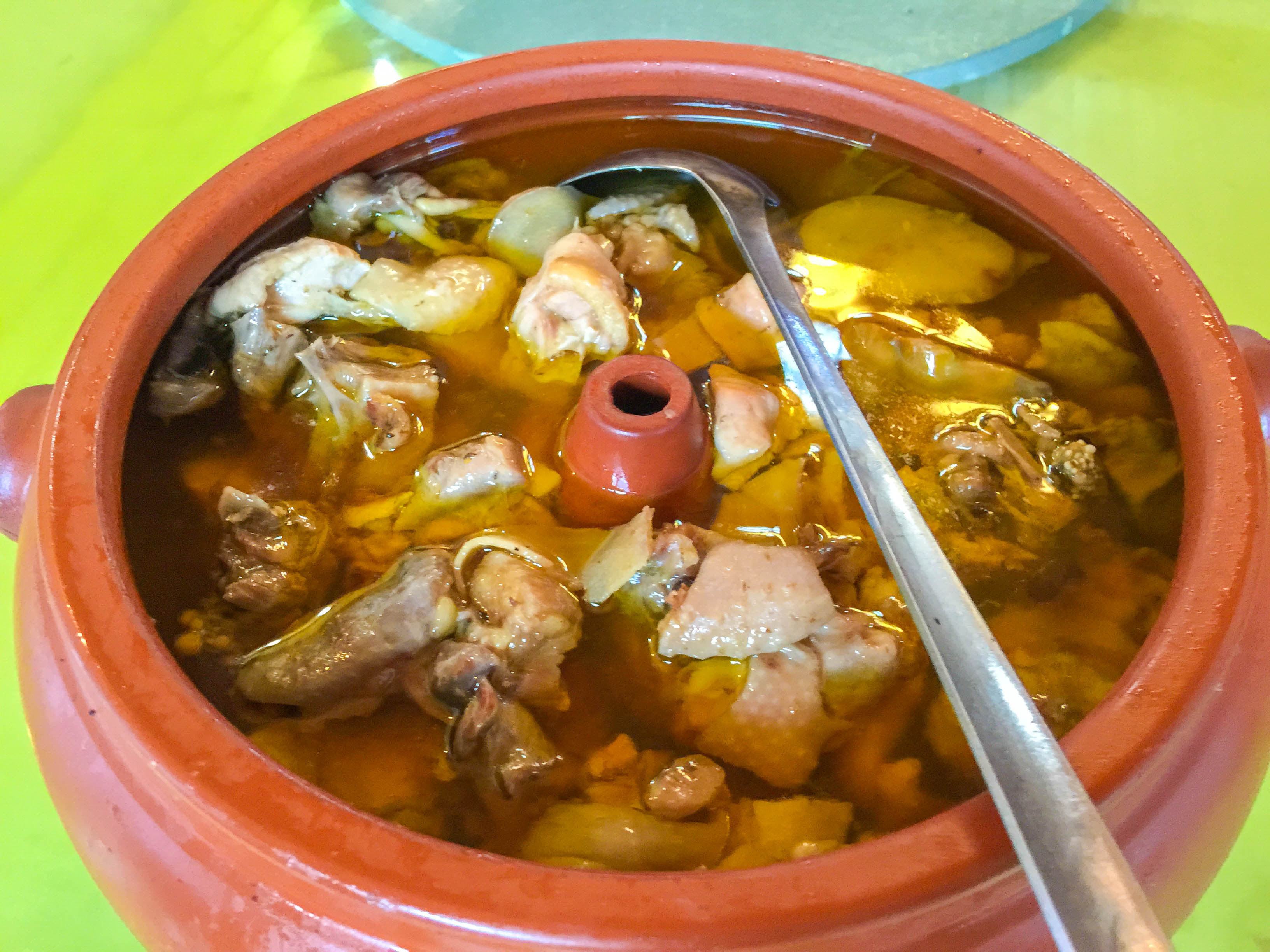 来云南昆明,一定要品尝的8道小吃,味道鲜美醇厚,吃过不留遗憾