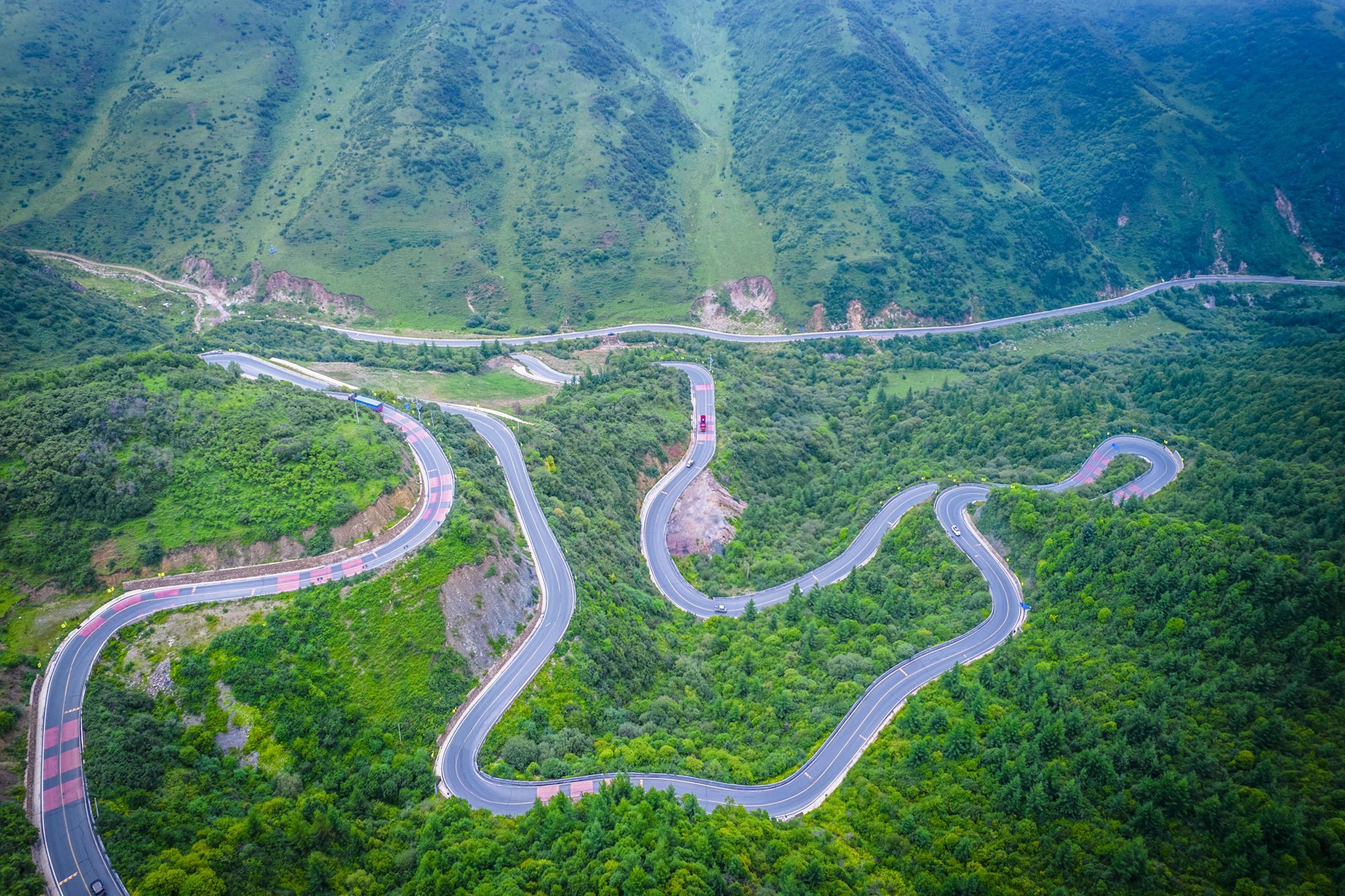 甘肃最美自驾公路图片