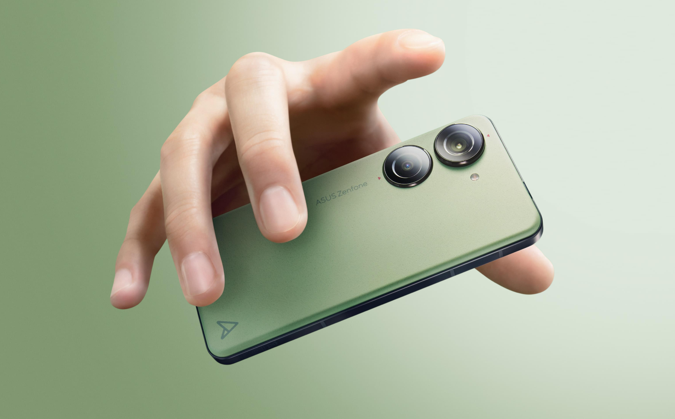 华硕zenfone 10才是真小屏旗舰,看完价格网友却沉默了!