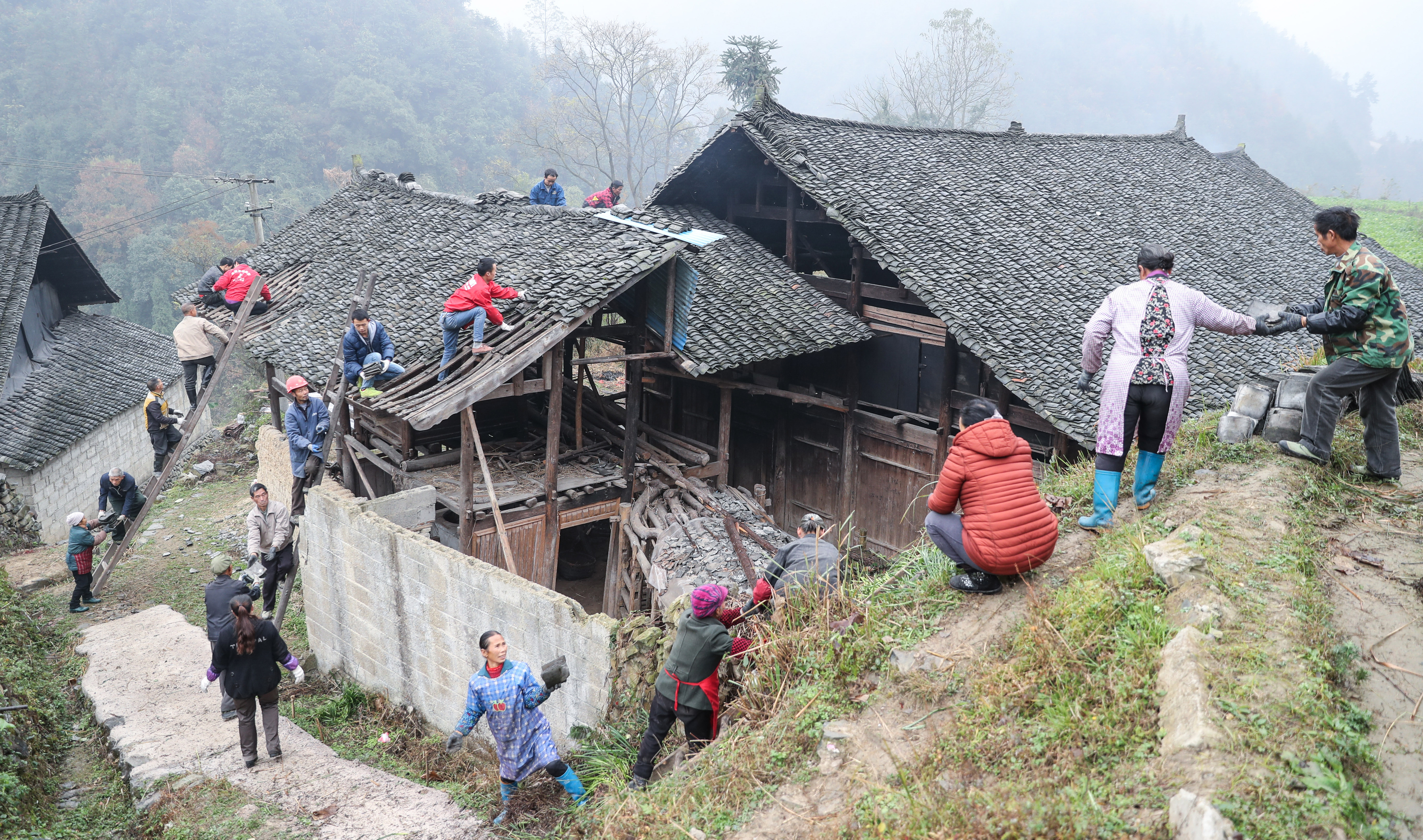 贵州贫困山区图片