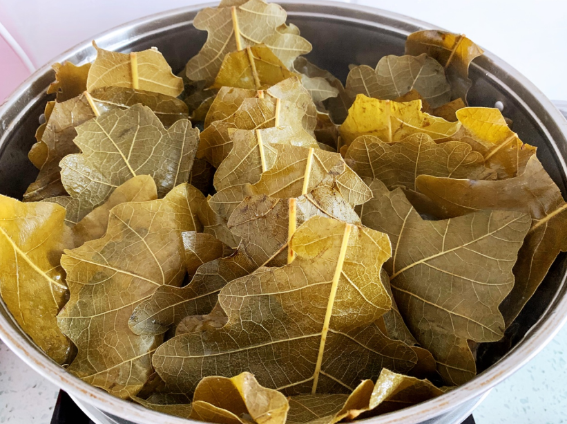 大东北美食来袭!翠花:上"玻璃叶饼"!