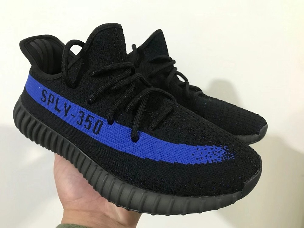 1月又有新驚喜新黑武士yeezy350v2釋出