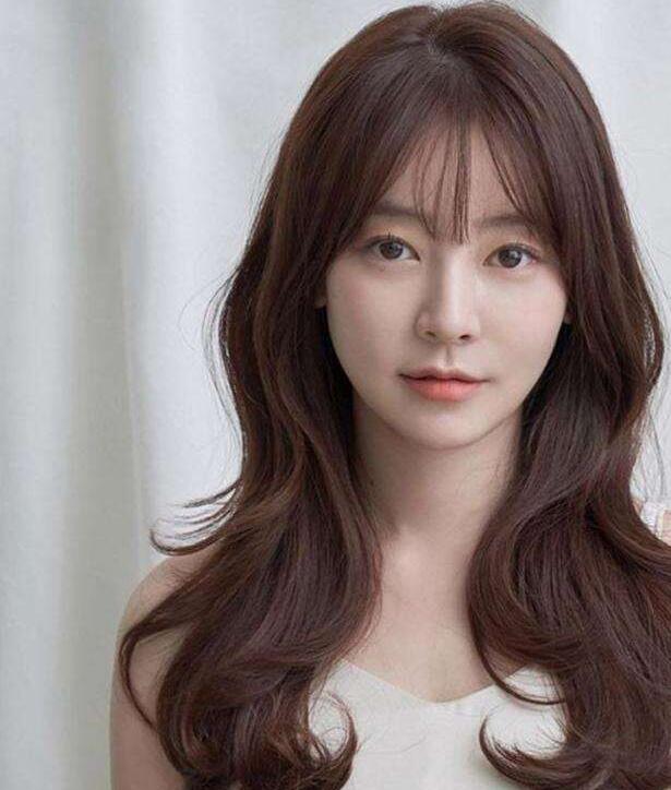 2022女生染发颜色大全,低调显白发色推荐