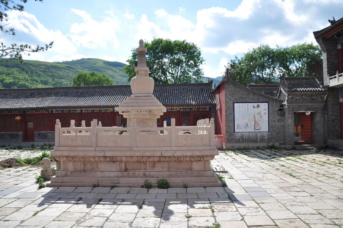 走进五台山(二):殊像寺,罗睺寺,碧山寺