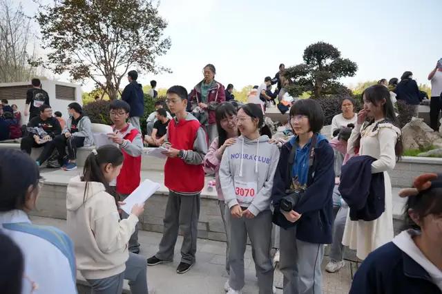 南京市燕子磯中學第五十九屆運動會成功舉辦