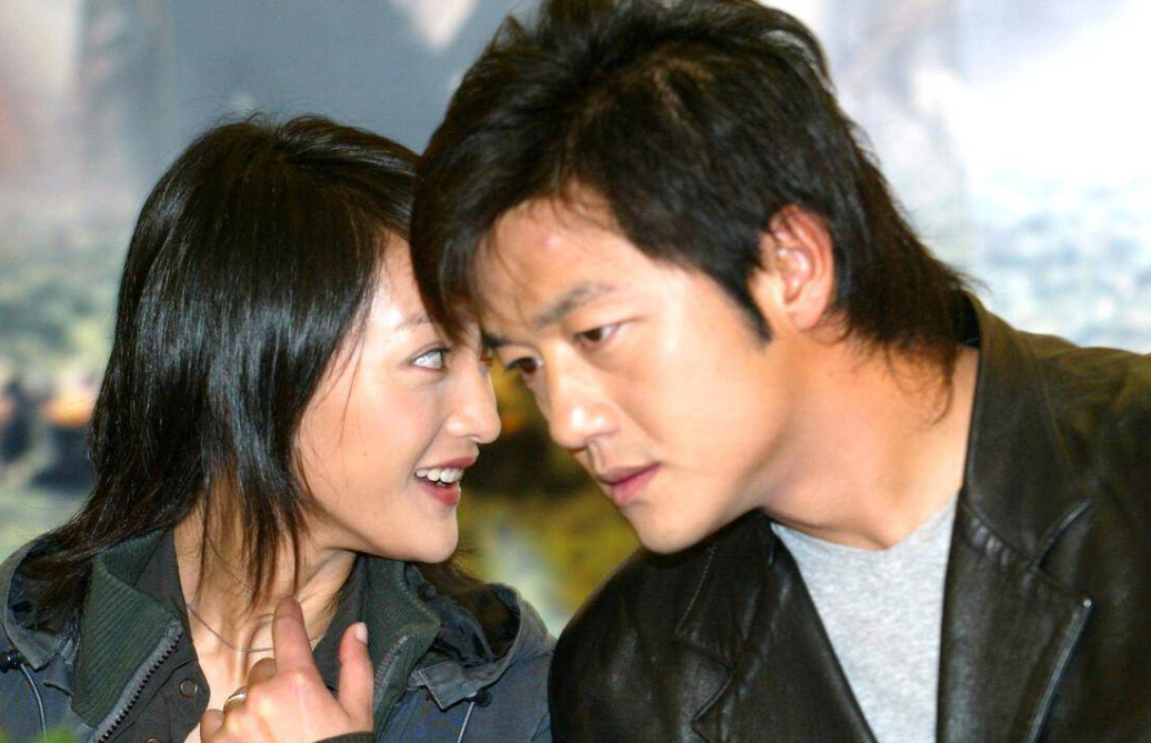 "软饭男"李亚鹏:弃柯蓝甩瞿颖,情迷周迅转身迎娶王菲