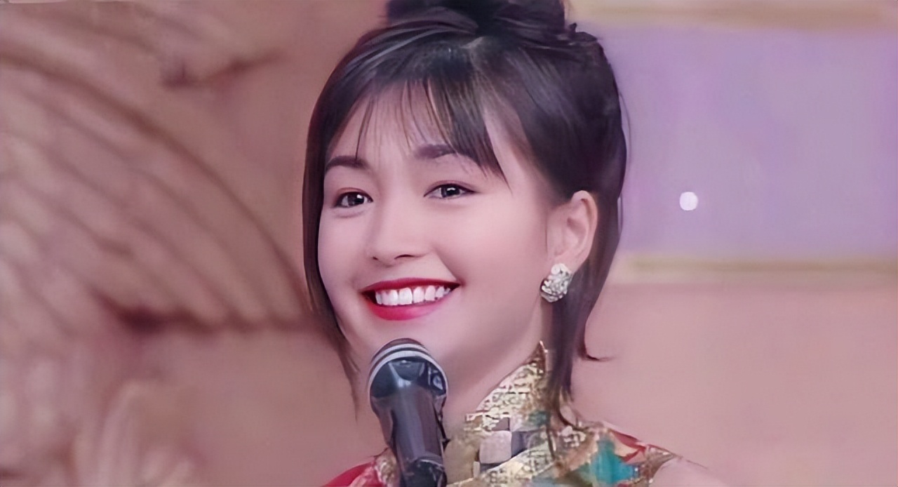 "小辣椒"李绮红:24岁爆红,因患精神病退圈,丈夫治愈我半生伤痛