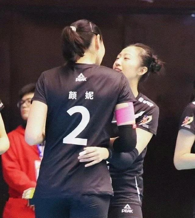 28连线"丁霞,颜妮"十年相伴!