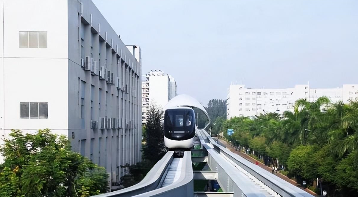 西安高新云巴年底通车,单次载客量215人,拉升高新三期房价