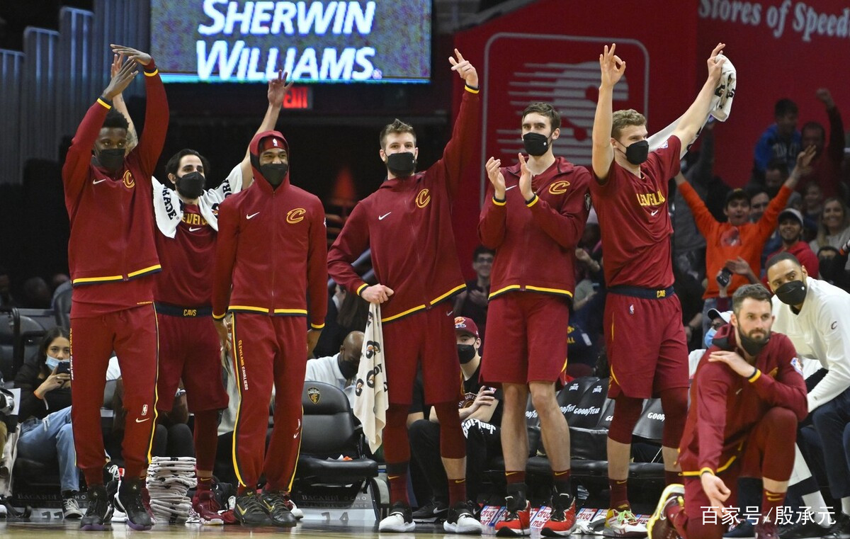 常规赛-骑士大胜猛龙30分 步行者逆转力克活塞_骑士大胜猛龙近30年队史最佳纪录_勒布朗詹姆斯离开后骑士常规赛净胜分纪录