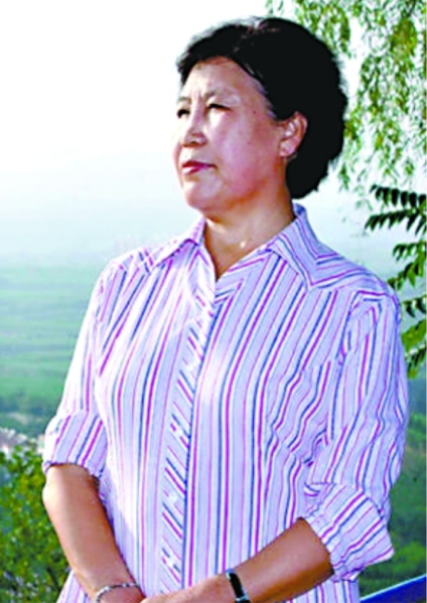 回顾60年过去了家喻户晓的大寨铁姑娘郭凤莲如今怎么样