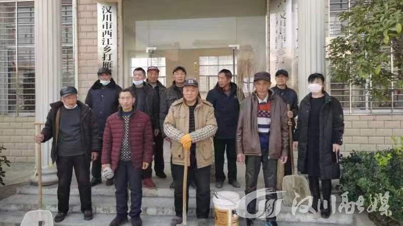 汉川市西江乡组织开展环境卫生大扫除活动