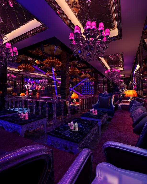 郑州皇家一号覆灭之后,原址变商场,50万装修被贱卖2000元