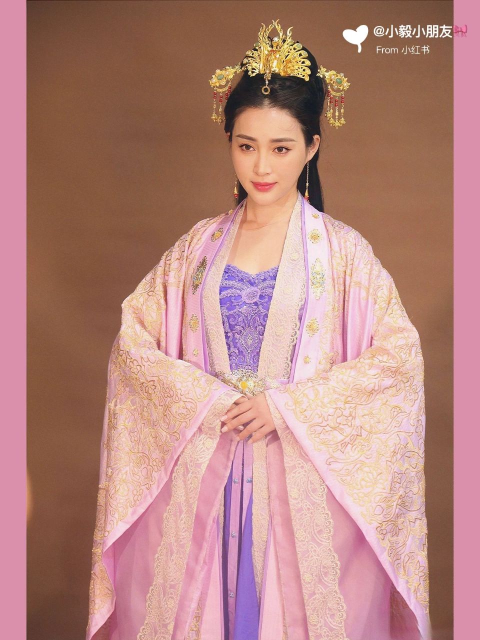 《孤芳不自赏》—耀天公主的定妆照 耀天:" 还望王爷不负今日真心之言