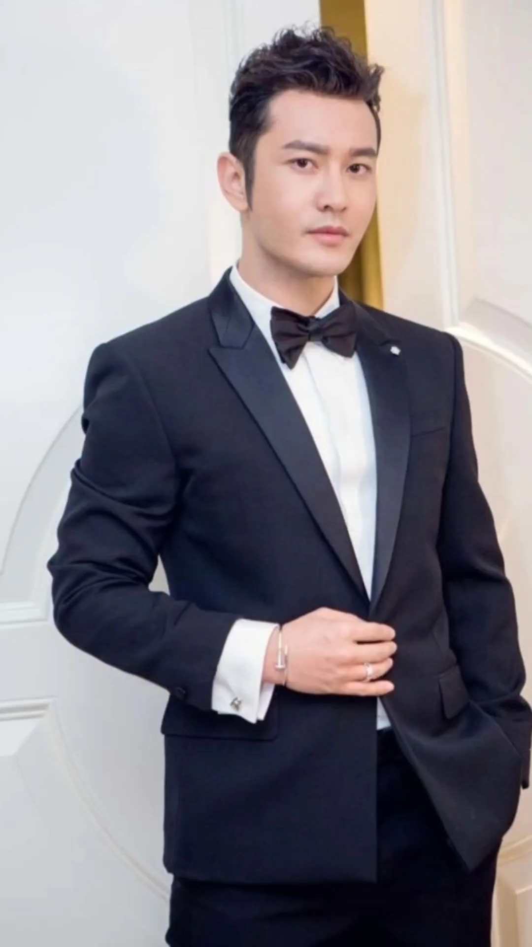 黄晓明47岁生日很冷清,娱乐圈无人送祝福