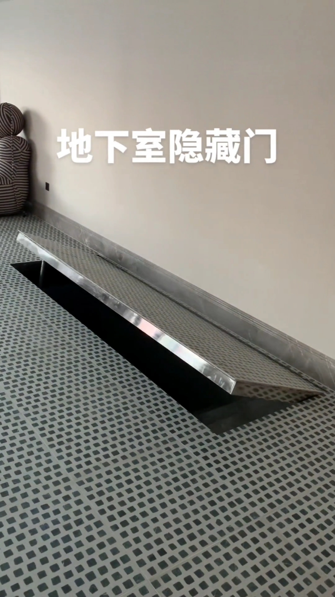 高尚地下隐藏门地窖隐蔽门盖板隐形门地窖隐蔽暗门