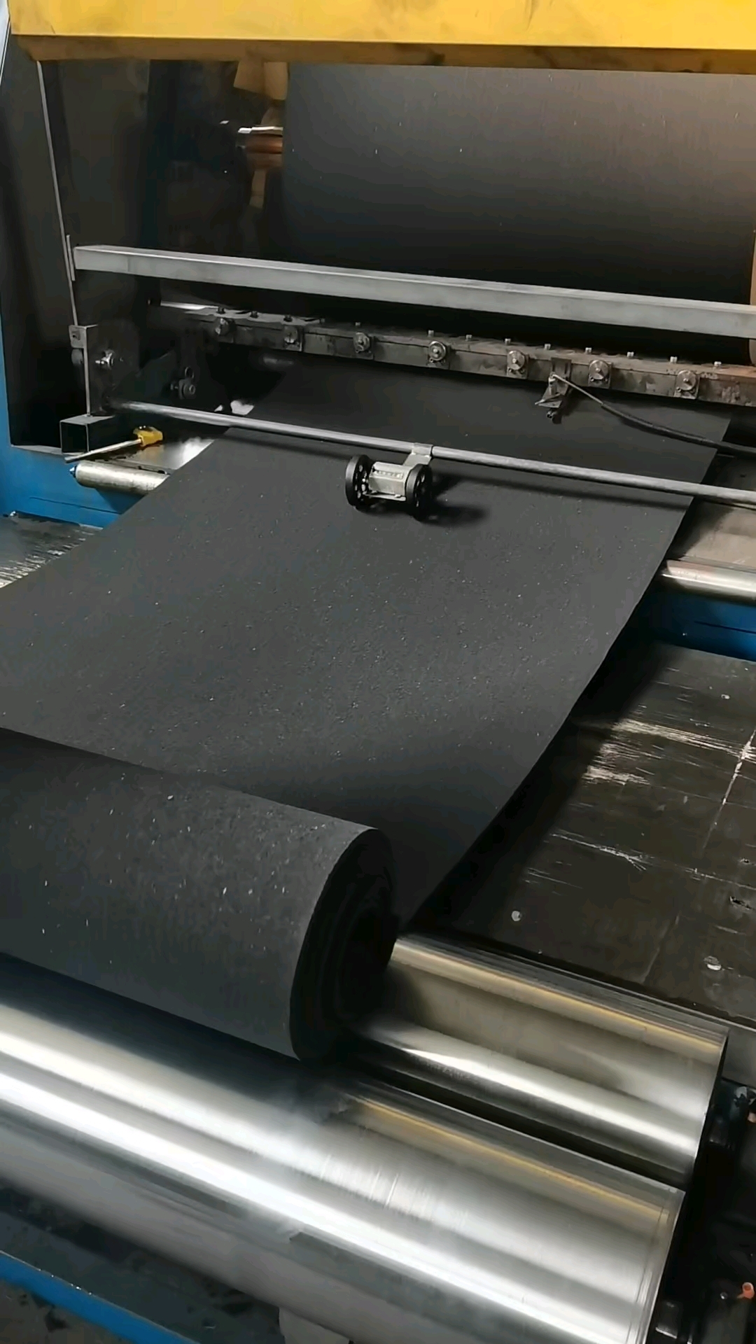 聚氨酯橡胶隔音减震垫