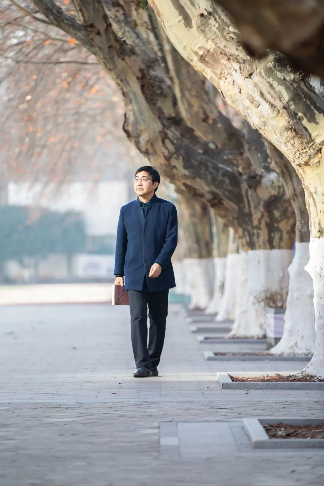 "——南京市第五高级中学校长 徐光静辉光日新筑梦未来新学期 新征程