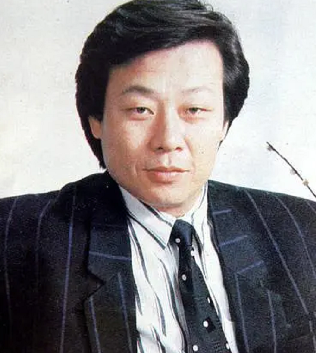 回顾娶了2个老婆楼上楼下相处和谐68岁的寇世勋有何魅力