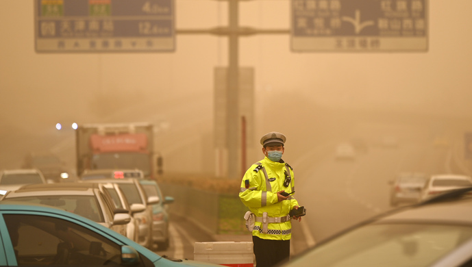 北方多地空气质量监测站爆表