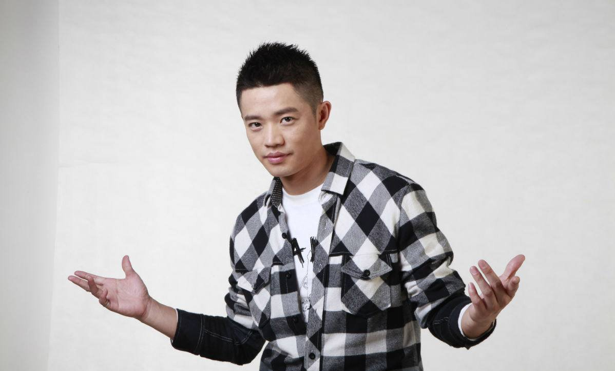 回顾24年后再看凤凰传奇的各自境遇才明白五五分账有多重要