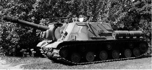 二战后期德国研发火力最强的虎式210毫米自行火炮