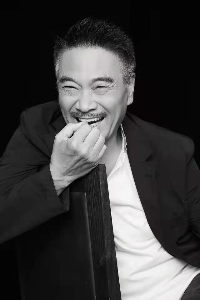 侯珊燕:为吴孟达生下一儿一女,丈夫去世后只获一半遗产