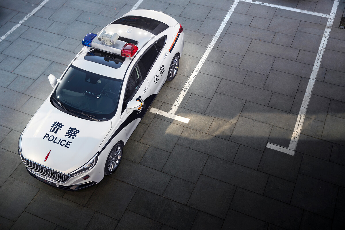 中国警车"大换新",合资品牌"落选"?国产新车更显大国威严