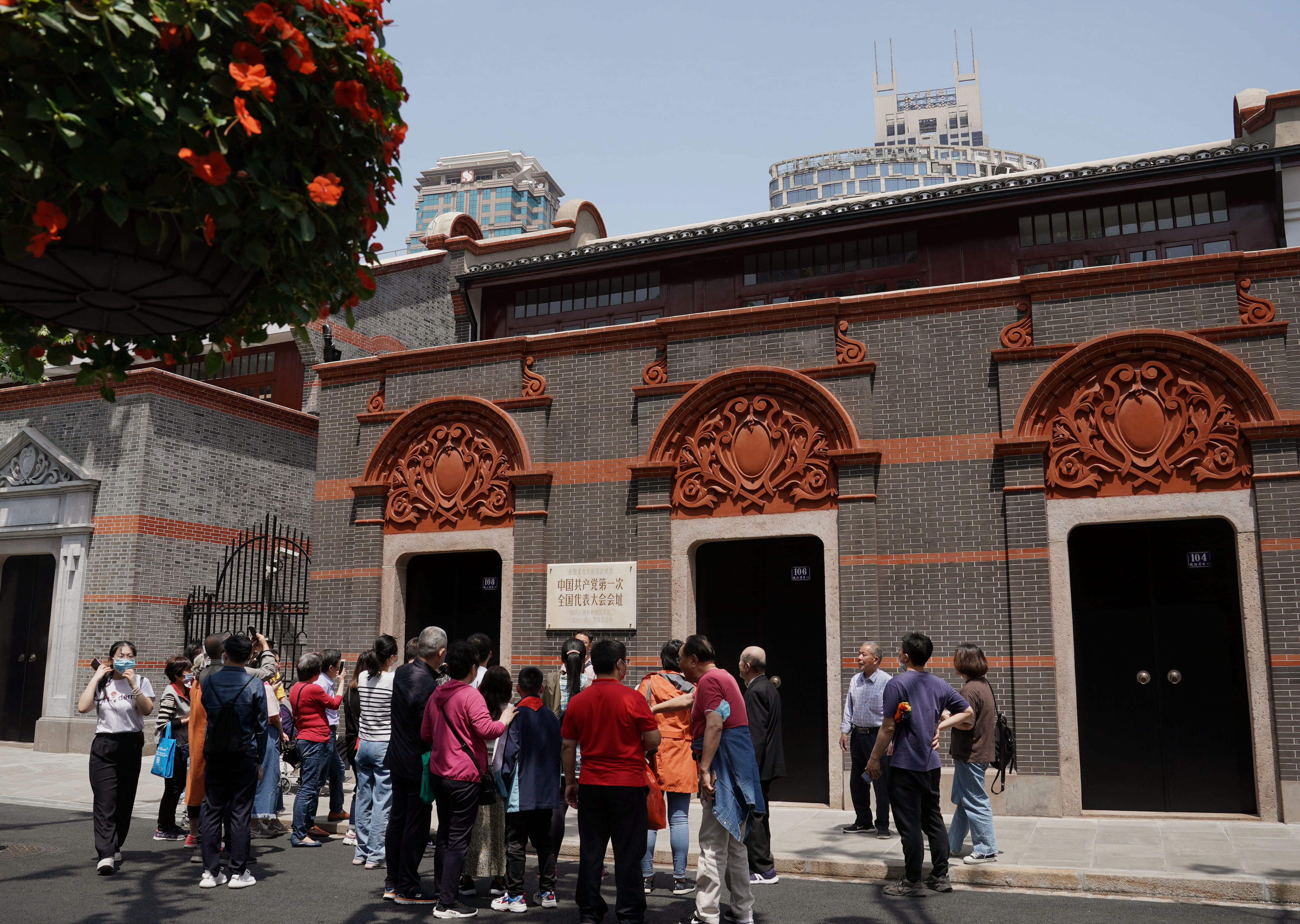 一座城和一个国的命运交响——"党的诞生地"上海建设人民城市纪实