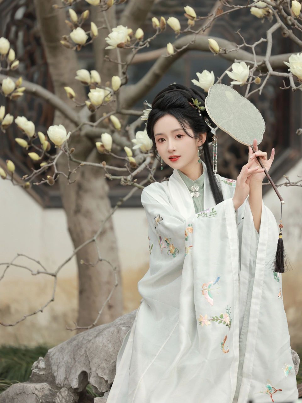 📷:沈汐清📷 👗:道定汉服元素生活 #北京打卡