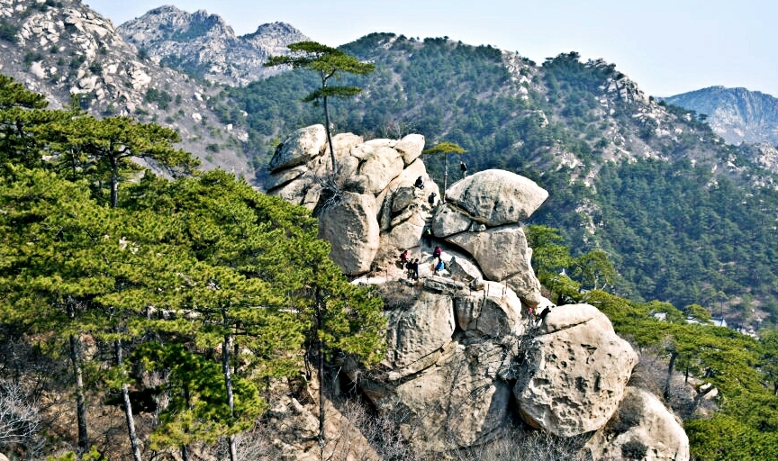 遼寧十大名山,一個是5 a景區,另一個是世界文化遺產