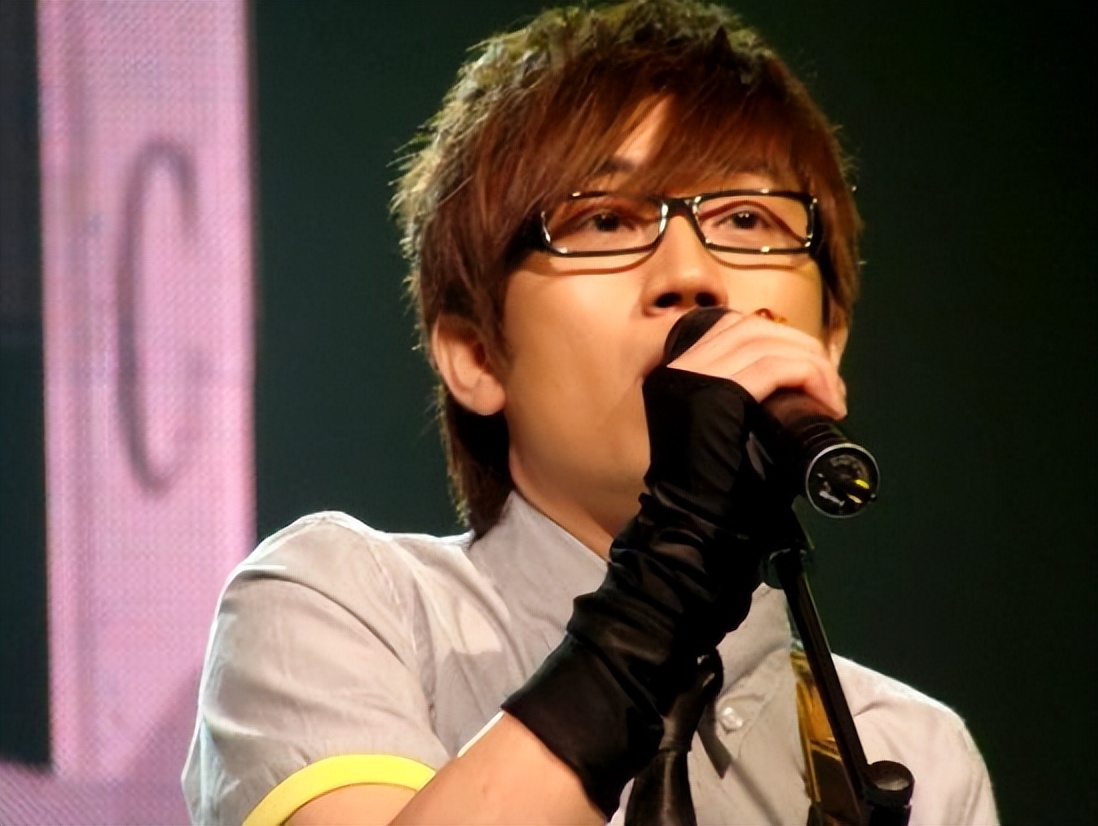 41岁金志文:妻子是金兰,感谢她陪我从无到有,余生当个好丈夫