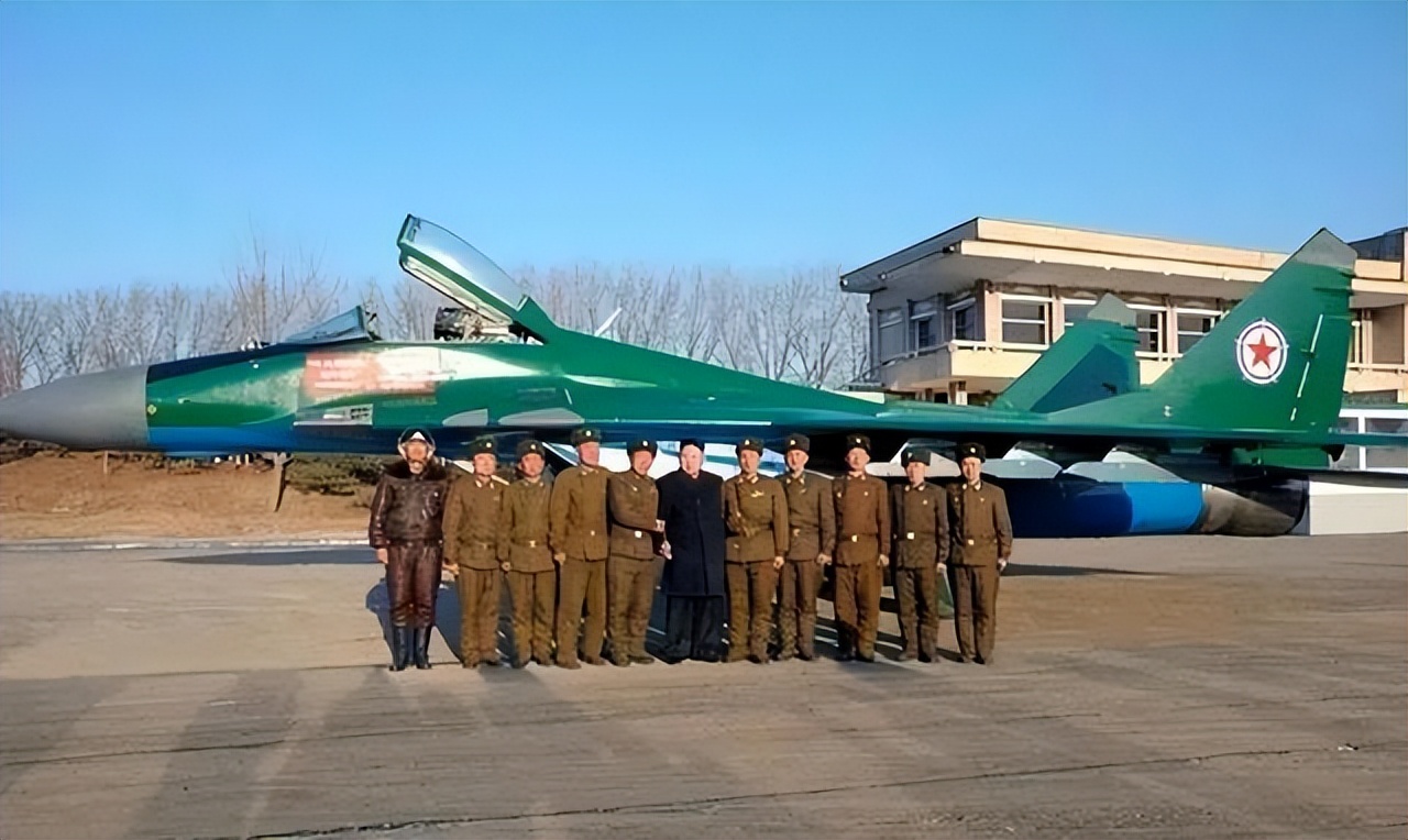 局势升级,剑指粮食:韩国要玩真萨德,朝鲜空军大换装,接收歼10