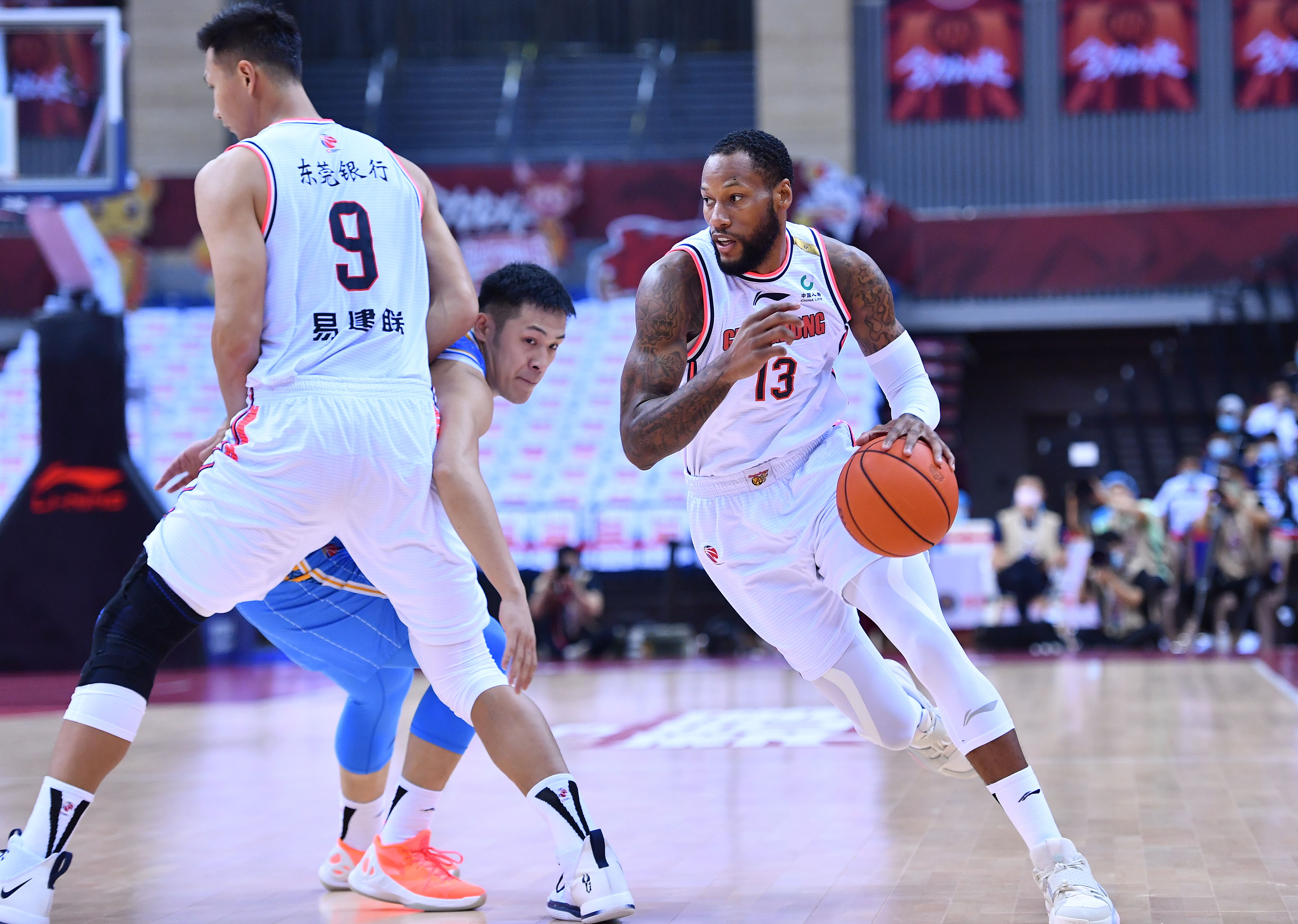 篮球——cba联赛半决赛:广东东莞银行迎战北京首钢(16)