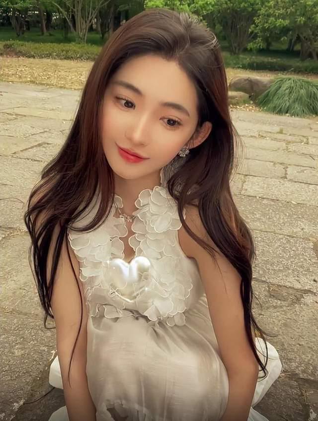 都美竹承认自己整容了吗 都美竹公开坦承自己做了整容手术了吗