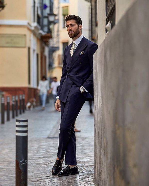 西服配什么鞋子好看