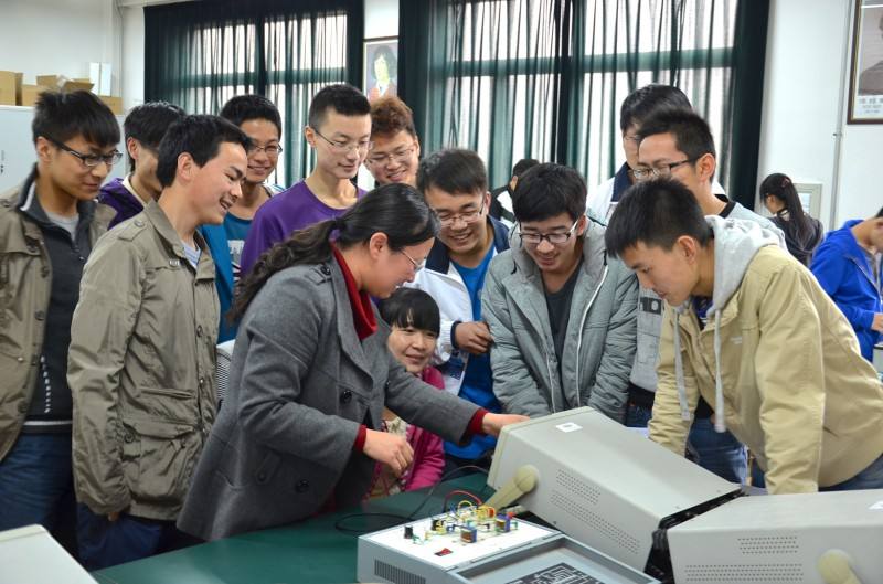 基于创新能力培养的大学物理实验教学改革探索