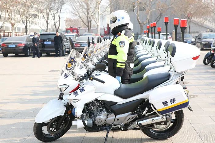 博兴县公安局举行警用摩托车配发仪式