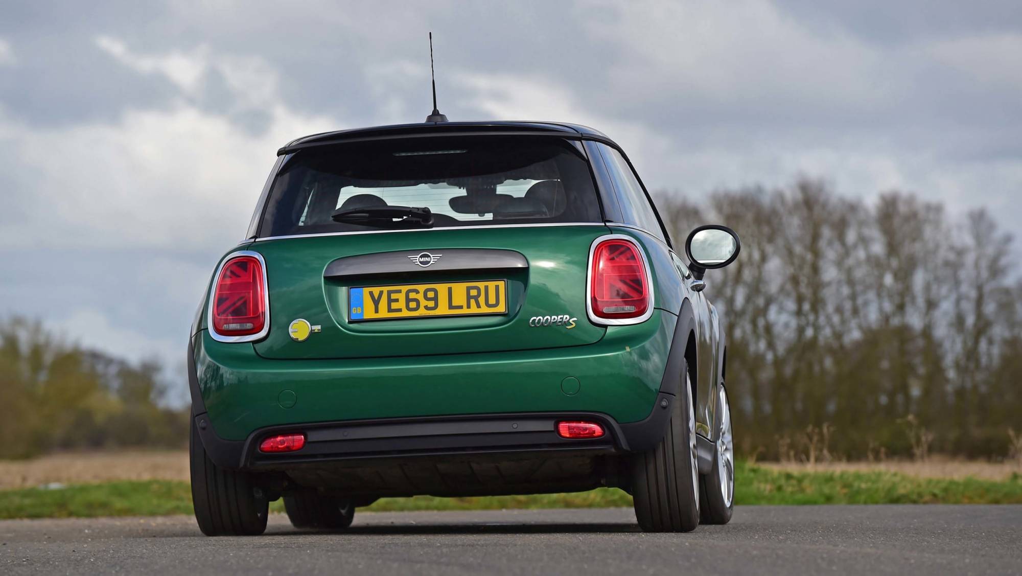 时尚纯电小型车谁家强?本田e挑战mini electric