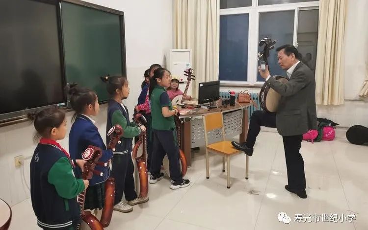 教育资讯┆世纪小学:我们的民乐团成立啦