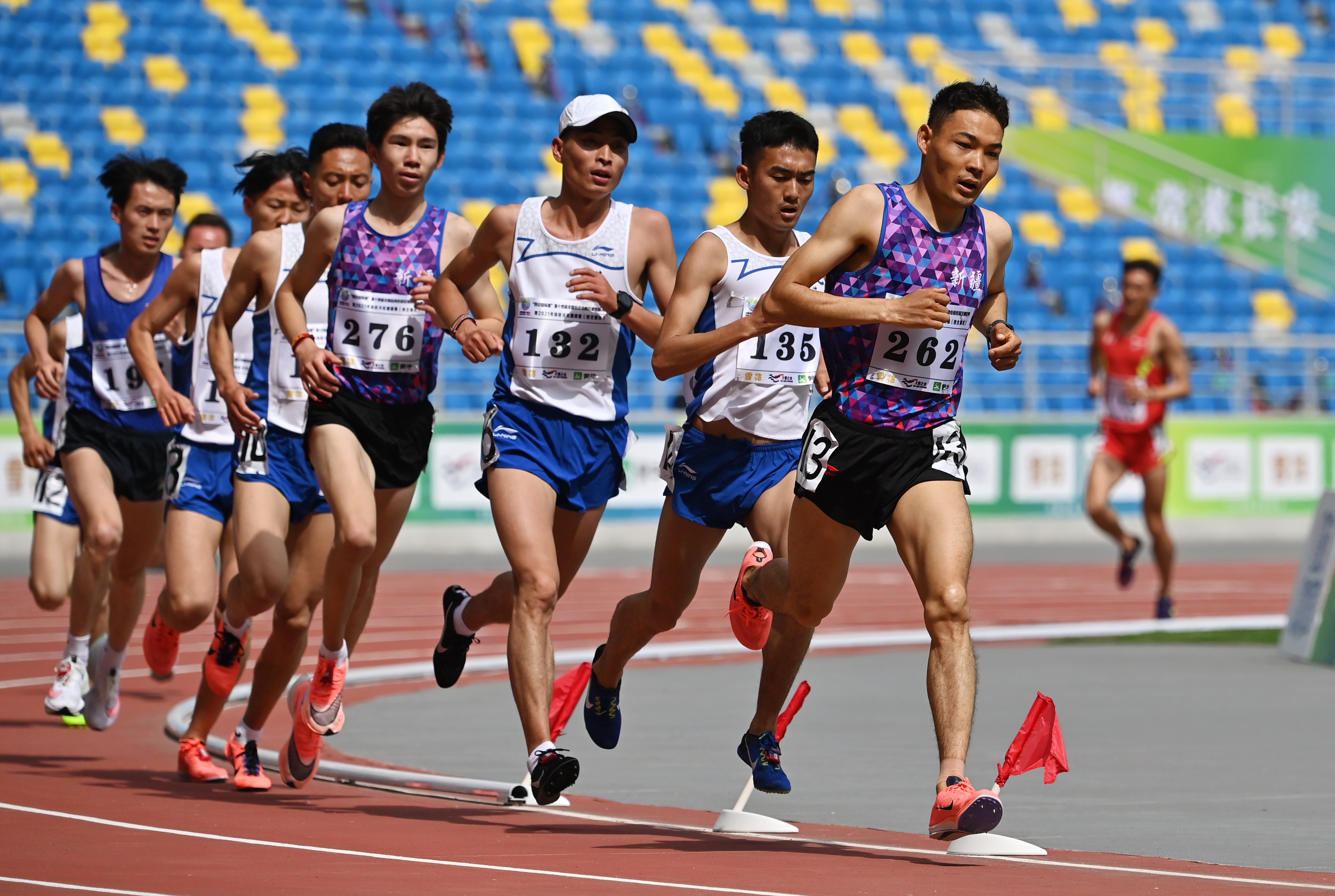 田径——全运会田径测试赛:男子5000米赛况