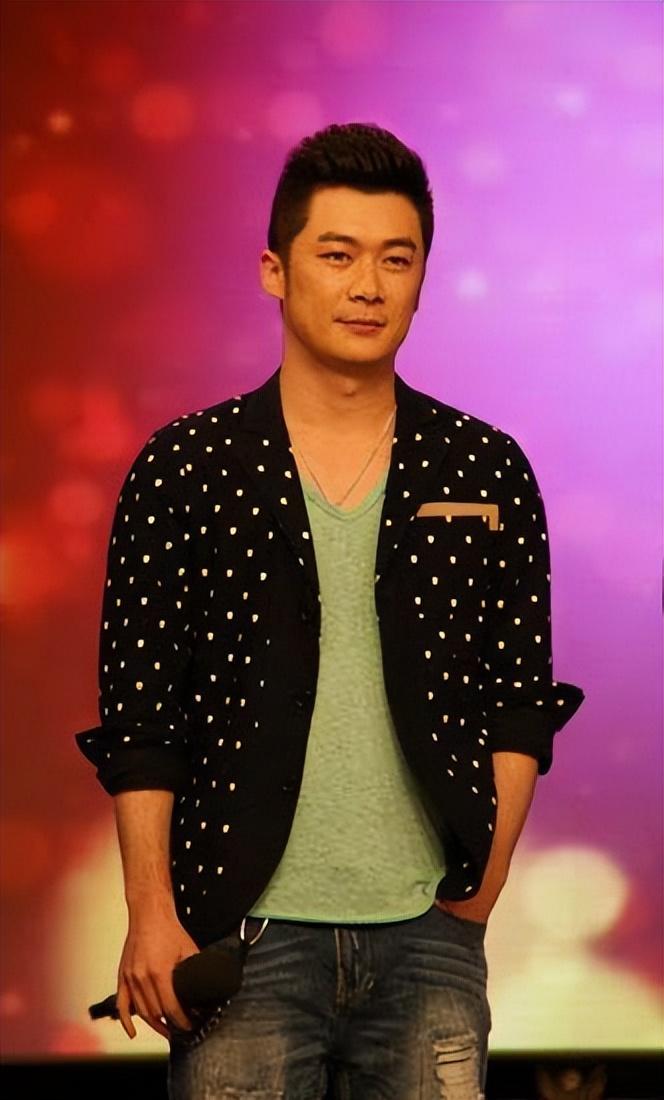 各种渣男演个遍现实宠妻17年你不知道的反派曹征